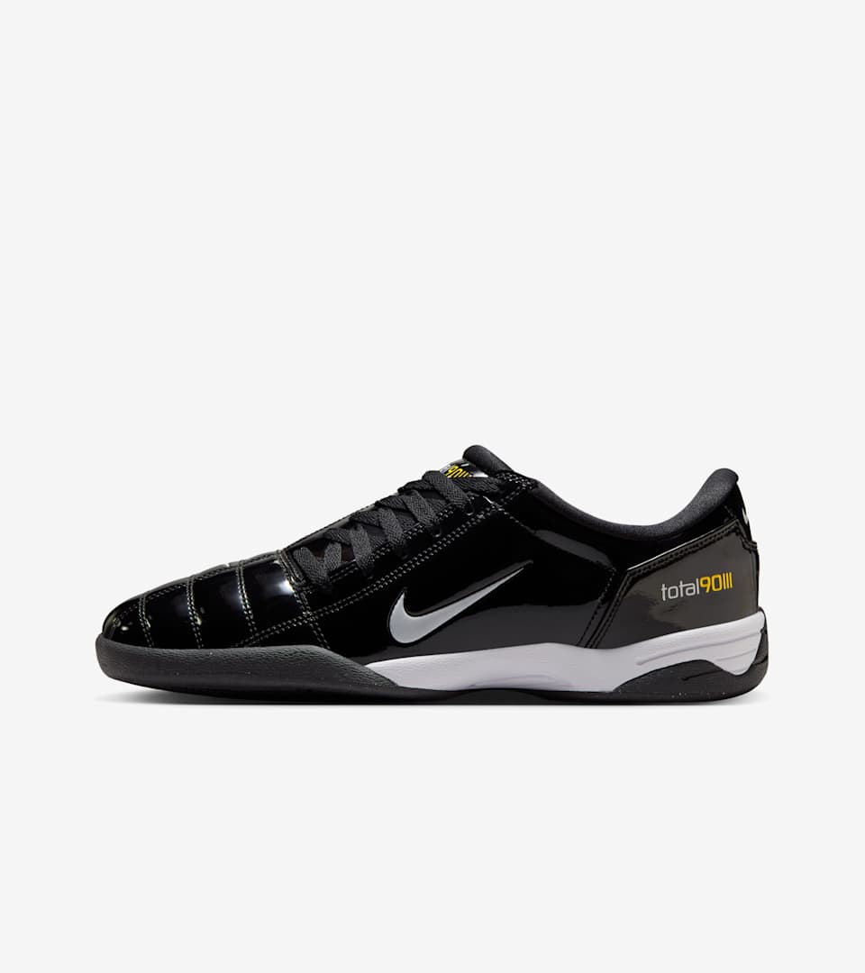 NIKE公式】トータル 90 'Black and White' (HJ9351-001 / T90 SP NIKE公式】トータル 90 'Black and White' (HJ9351-001 / T90 SP